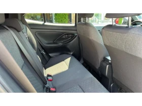 Toyota Yaris Cross 1.5H Chic AWD, снимка 16