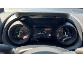 Toyota Yaris Cross 1.5H Chic AWD, снимка 14