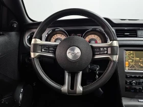 Ford Mustang 4.0 Automatic, снимка 13