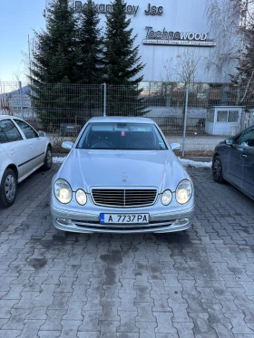 Mercedes-Benz E 320 E320, снимка 1