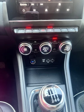 Renault Captur Intens, 13200 км, в гаранция до ноември, 2027г. - 40950 лв. - 54971721 14