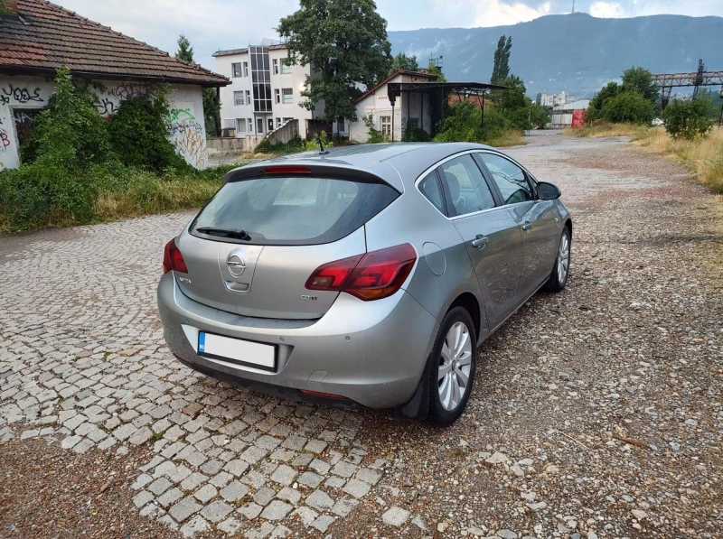 Opel Astra 1.7CDTI 125кс LED Euro5, снимка 7 - Автомобили и джипове - 47870855