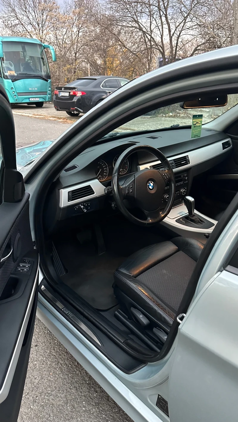 BMW 320 320i, снимка 16 - Автомобили и джипове - 48131202