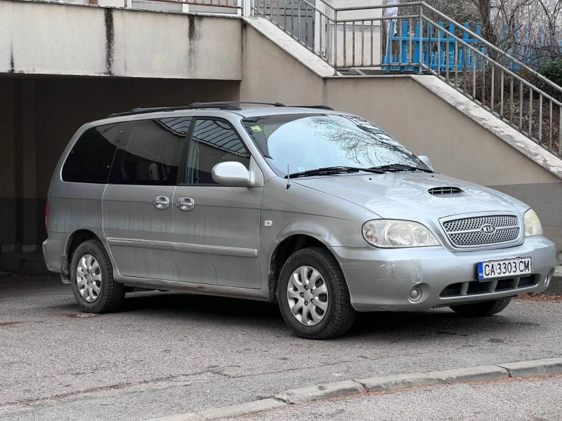 Kia Carnival, снимка 1 - Автомобили и джипове - 48600806