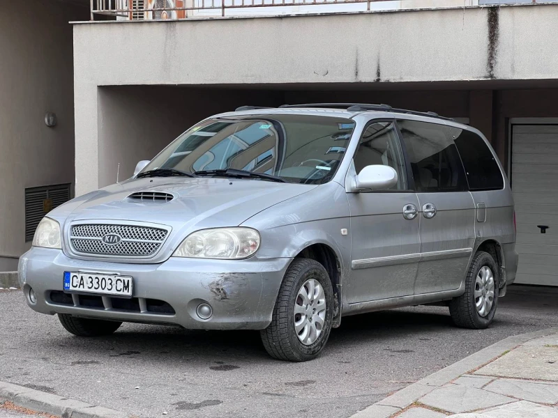 Kia Carnival, снимка 7 - Автомобили и джипове - 48600806