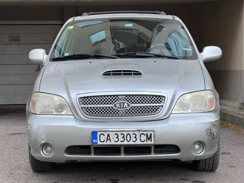 Kia Carnival, снимка 2 - Автомобили и джипове - 48600806