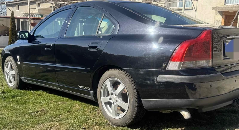 Volvo S60, снимка 3 - Автомобили и джипове - 49262590