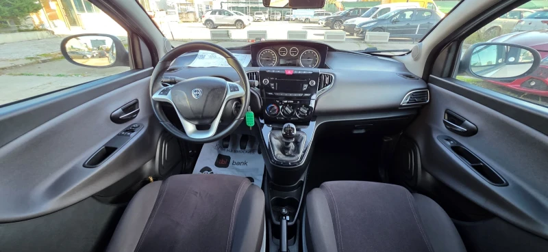 Lancia Ypsilon 1.2i 70k.c EURO 5B ITALIA , снимка 14 - Автомобили и джипове - 51362587