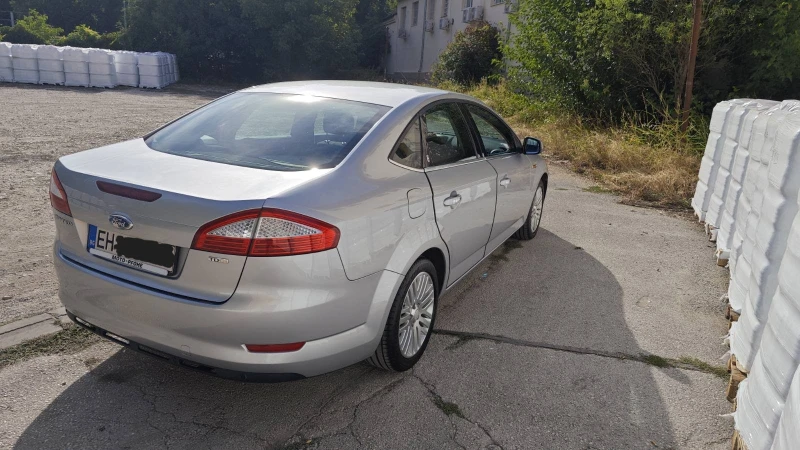 Ford Mondeo Ghia, снимка 4 - Автомобили и джипове - 51618330