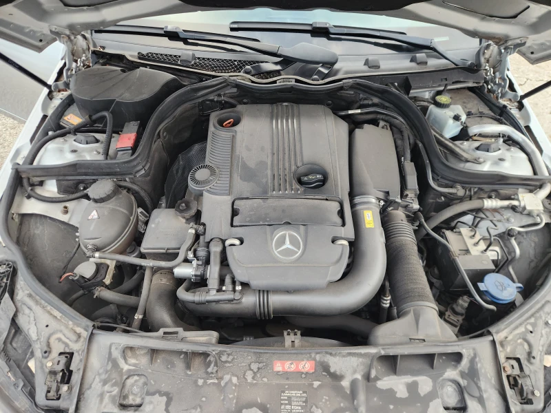 Mercedes-Benz C 200, снимка 16 - Автомобили и джипове - 52643340