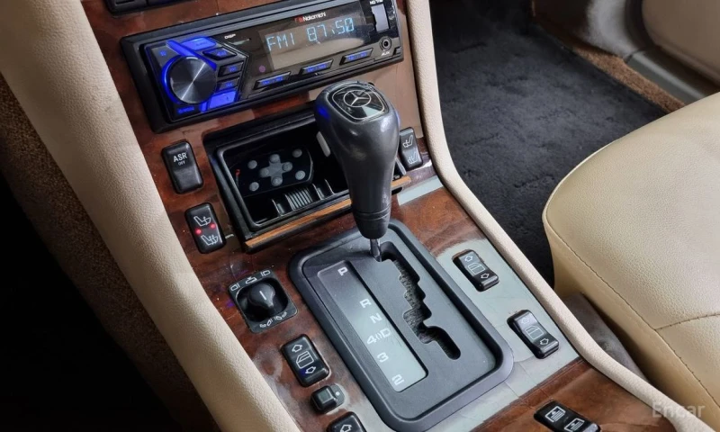 Mercedes-Benz S 320, снимка 9 - Автомобили и джипове - 52850711