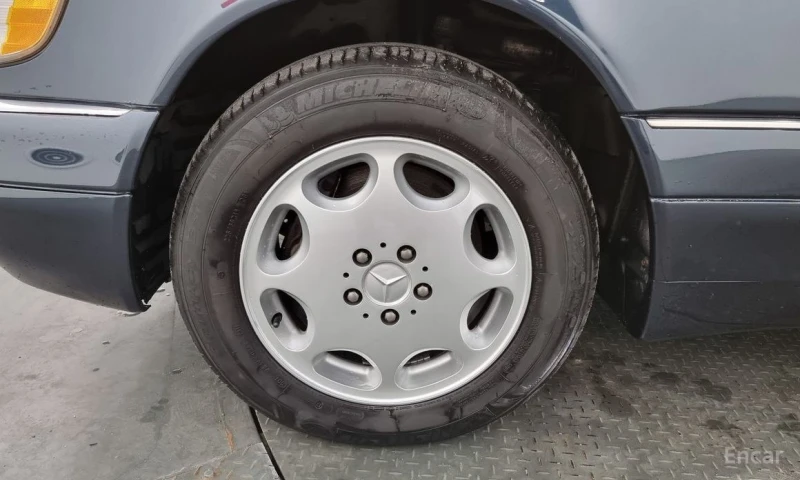 Mercedes-Benz S 320, снимка 5 - Автомобили и джипове - 52850711