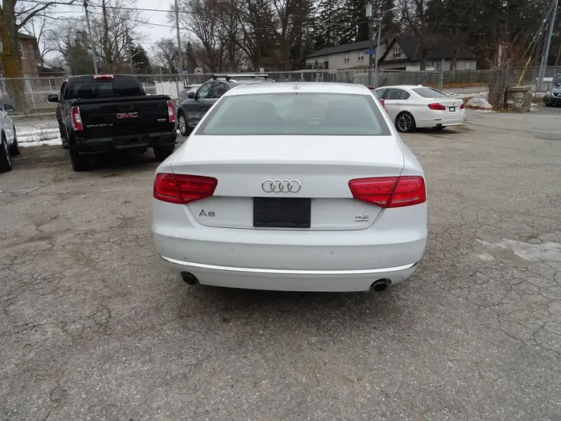 Audi A8 PREMIUM * * CARFAX * * АВТОКРЕДИТ * * , снимка 8 - Автомобили и джипове - 52989931