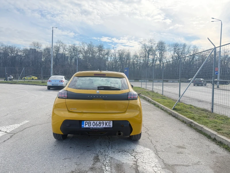 Peugeot 208, снимка 5 - Автомобили и джипове - 53403261
