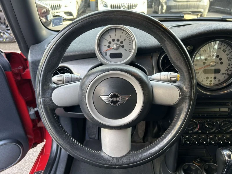 Mini Cooper cabrio 1.6i Cabrio, снимка 9 - Автомобили и джипове - 45006687