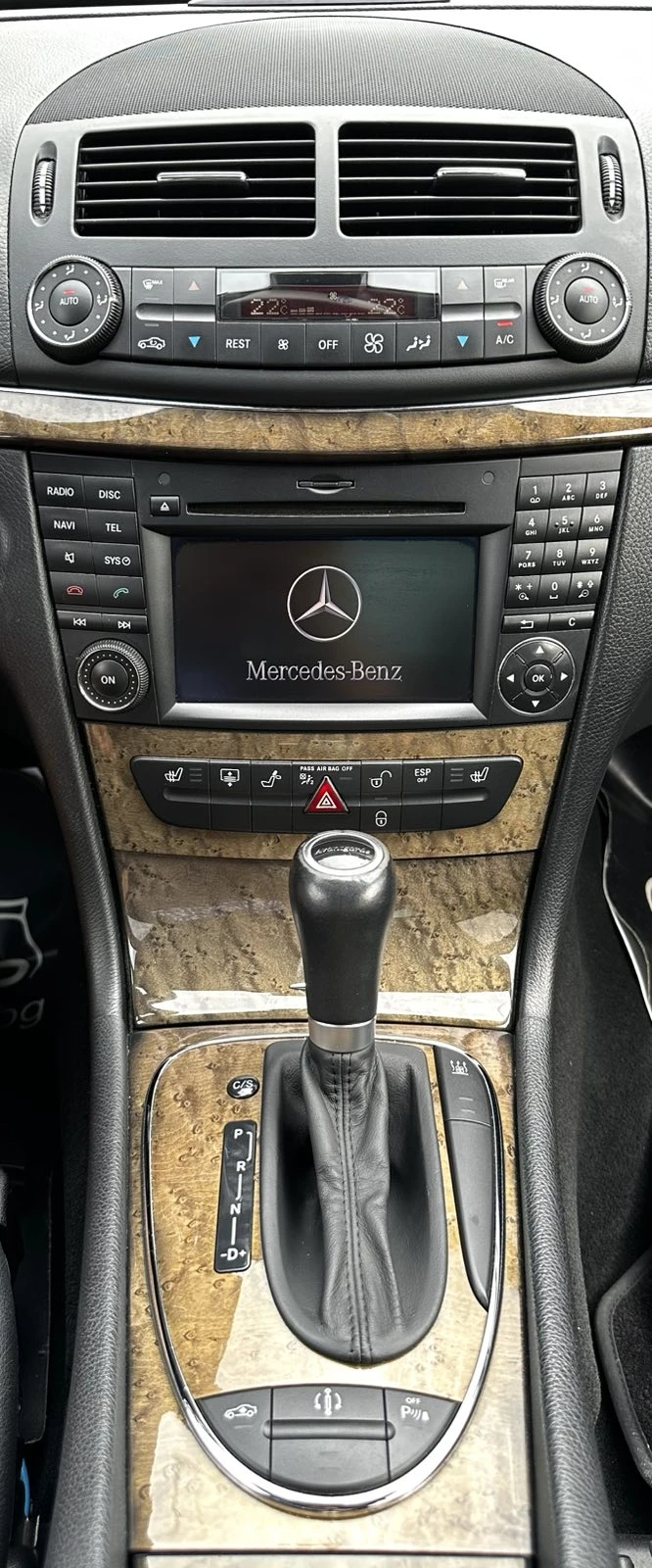 Mercedes-Benz E 320 3.0CDI 224HP 4MATIC AVANTGARDE - изображение 10