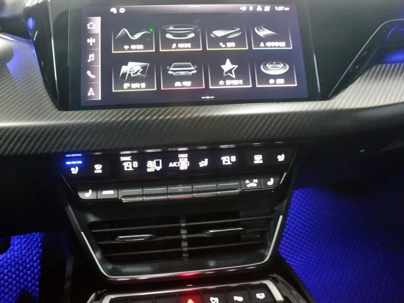 Audi E-Tron GT, снимка 8 - Автомобили и джипове - 54735990