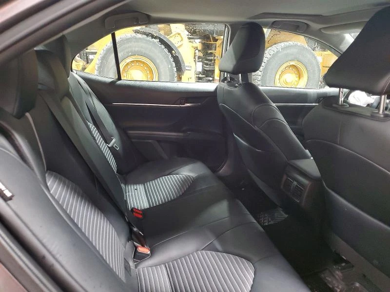 Toyota Camry SE / Кожа / Ел. седалки / ПРОГНОЗНА ЦЕНА до БГ, снимка 10 - Автомобили и джипове - 55611438