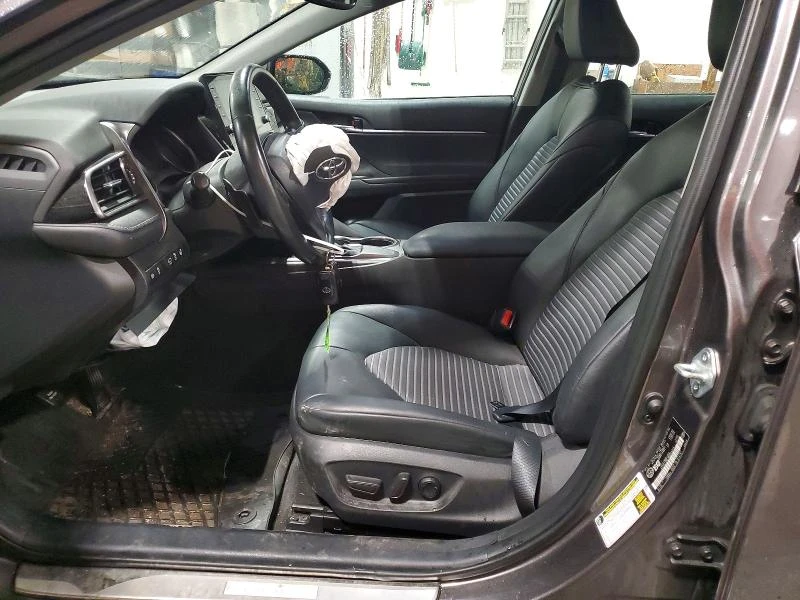 Toyota Camry SE / Кожа / Ел. седалки / ПРОГНОЗНА ЦЕНА до БГ, снимка 7 - Автомобили и джипове - 55611438