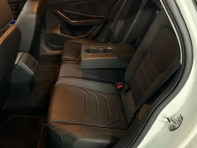VW Jetta 1.5 Tsi Prestige, снимка 7 - Автомобили и джипове - 55737480