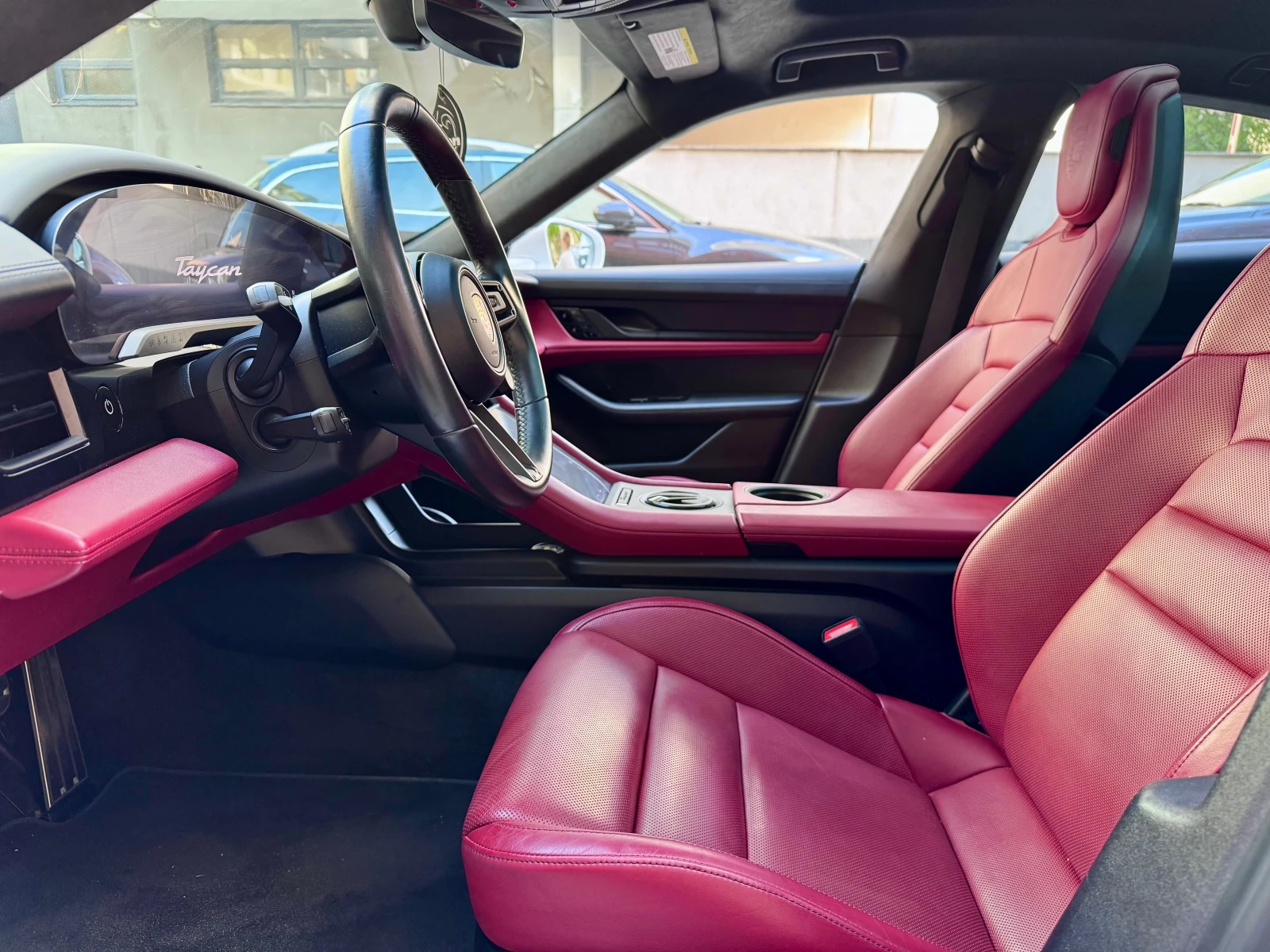 Porsche Taycan * TURBO* Bose* R21* 49KM* Head UP* Distronik* FULL - изображение 10