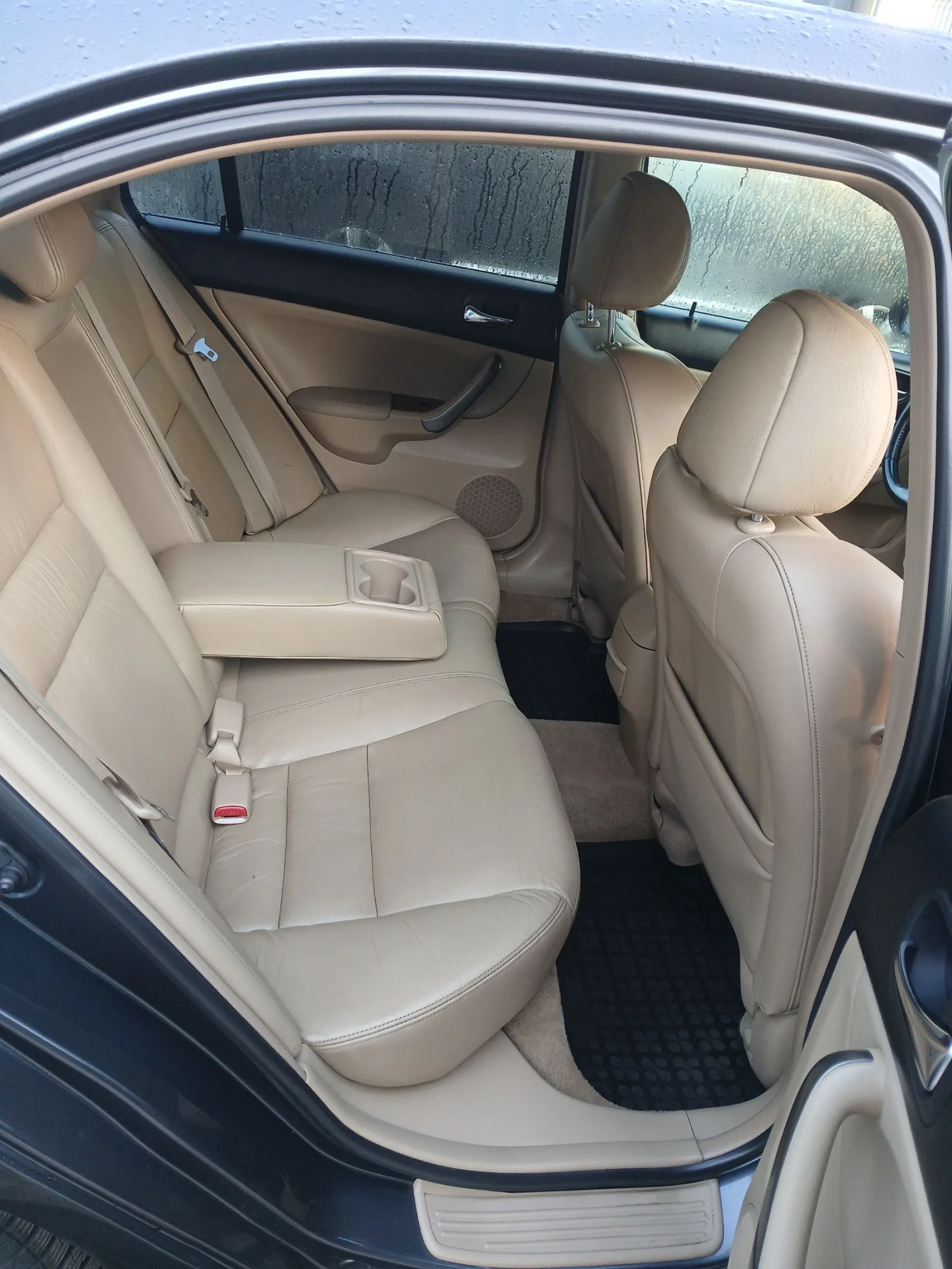 Honda Accord  - изображение 9