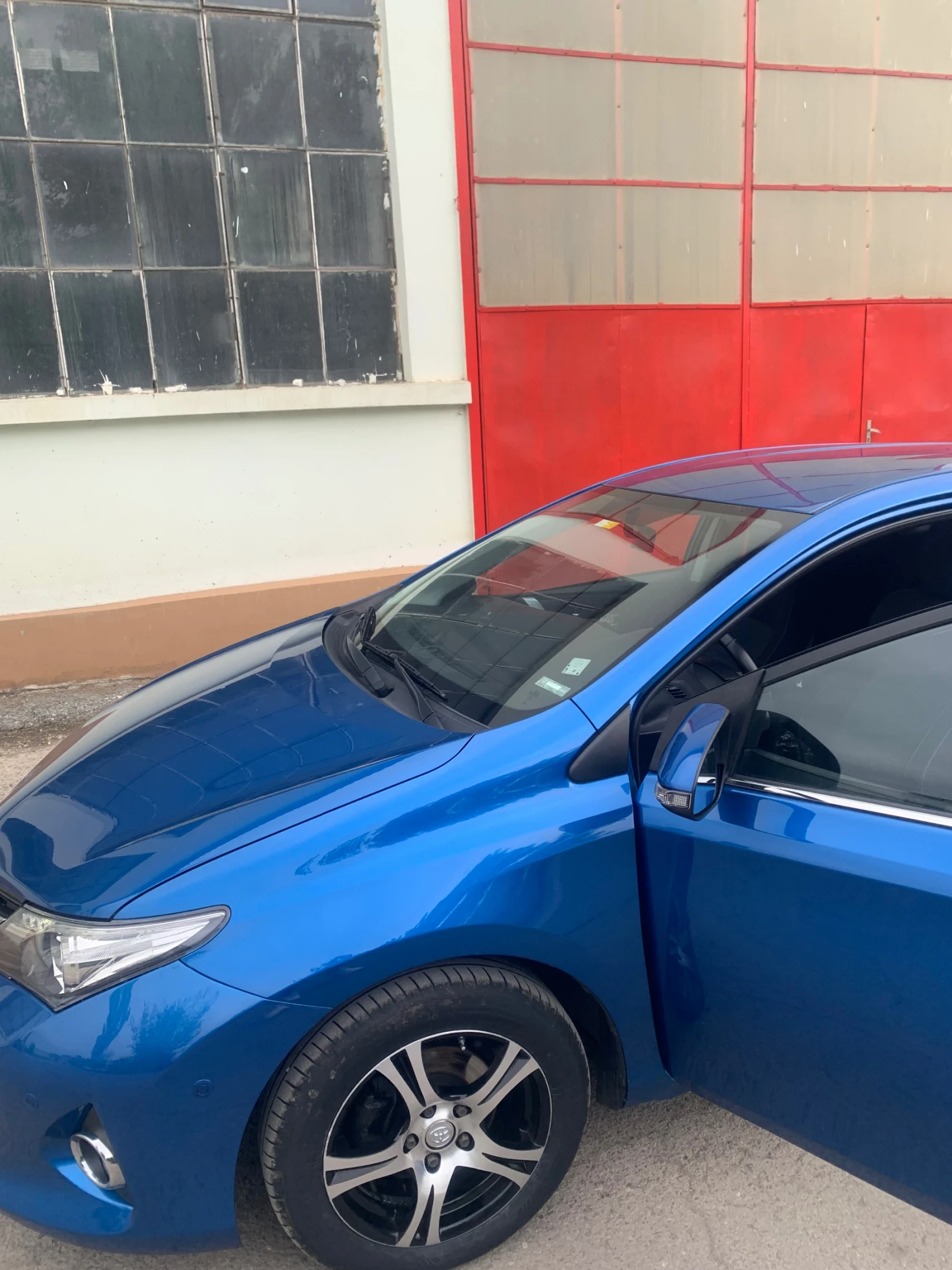 Toyota Auris 1.6i Навигация/Камера - изображение 4