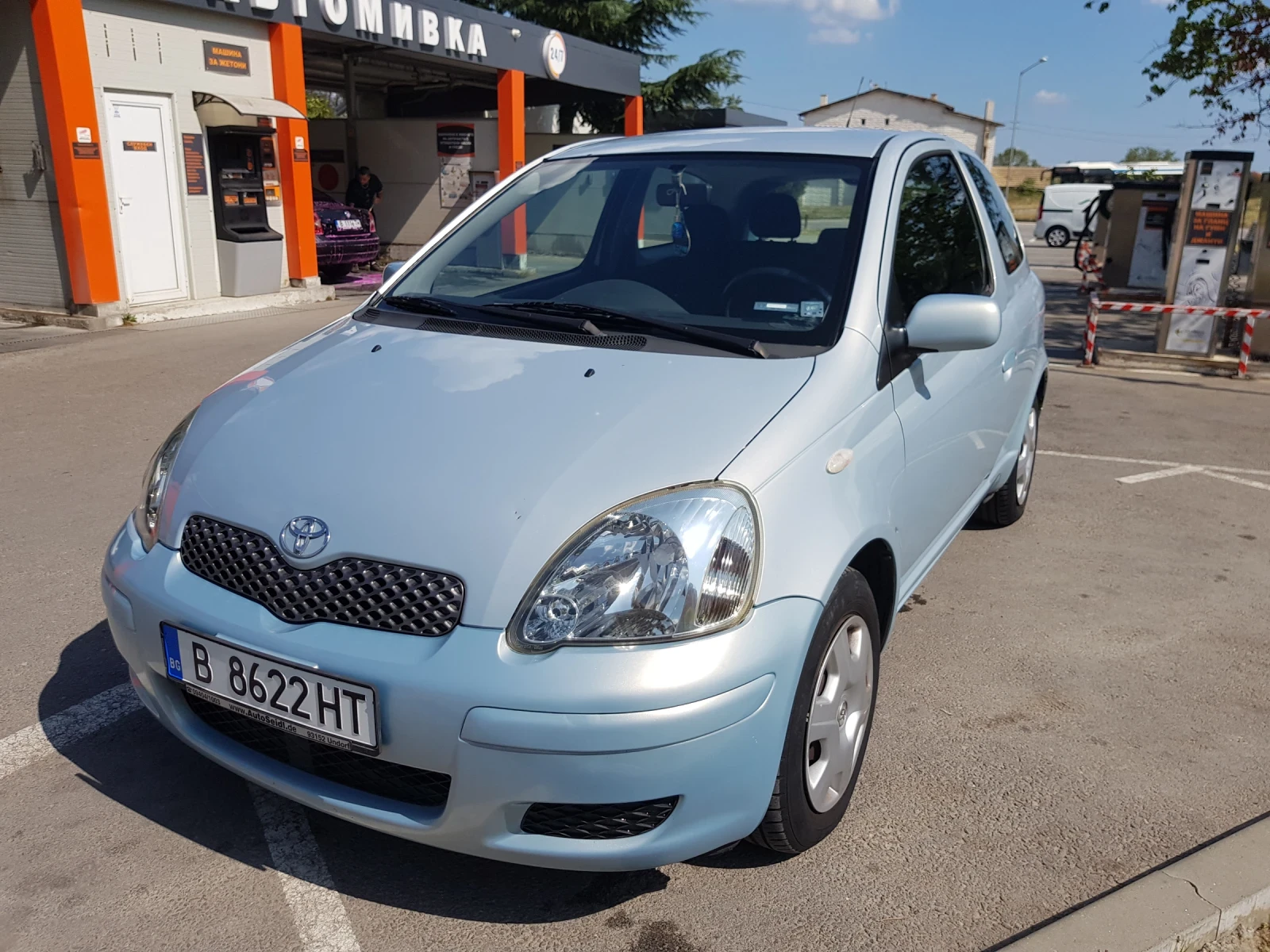 Toyota Yaris  - изображение 8