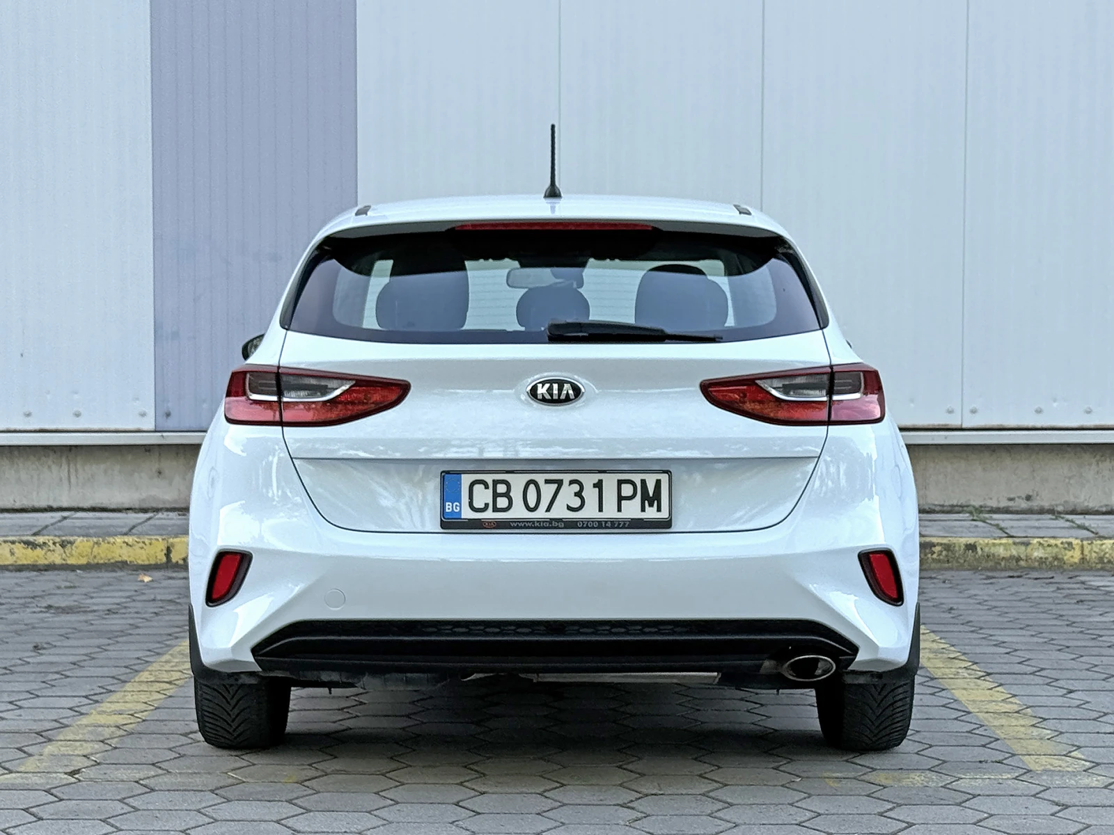 Kia Ceed 1.6 CRDi Гаранционен! - изображение 5