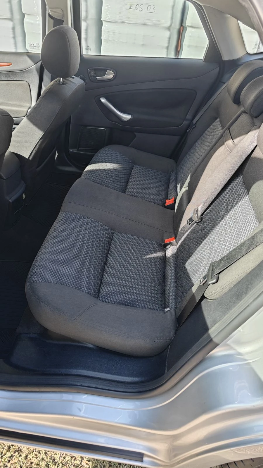 Ford Mondeo Ghia - изображение 8