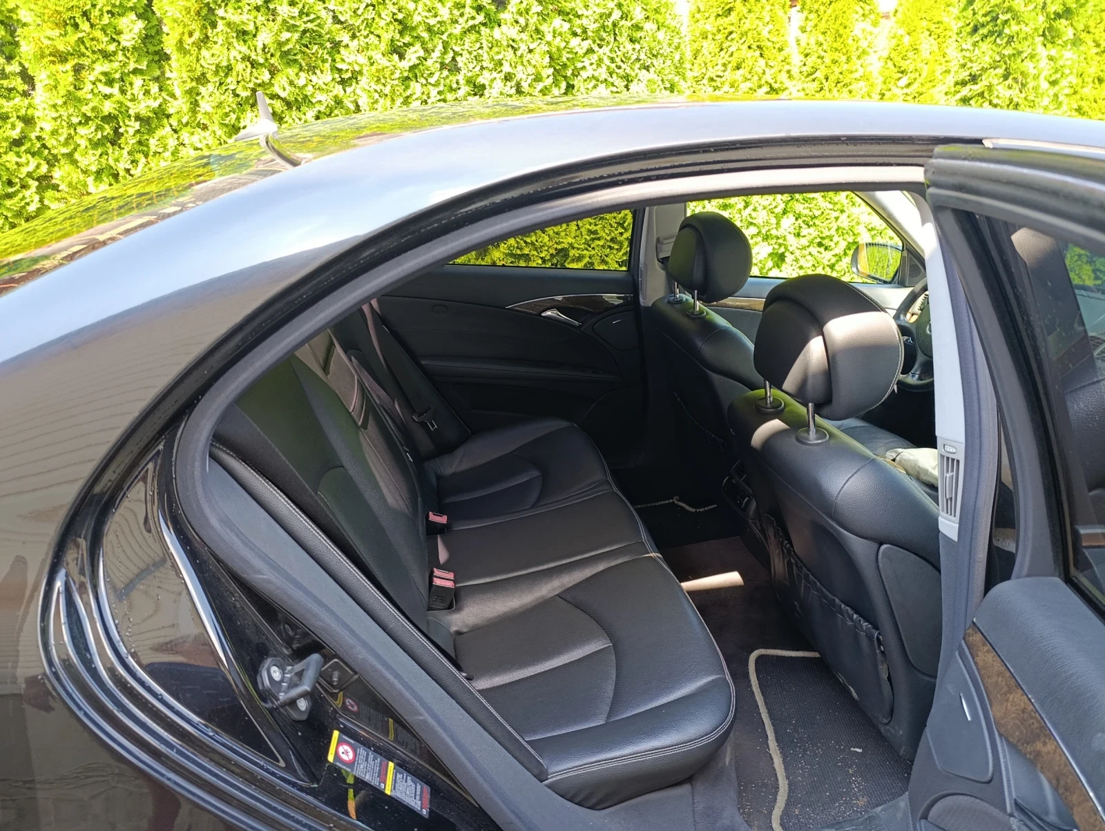 Mercedes-Benz E 320  - изображение 8