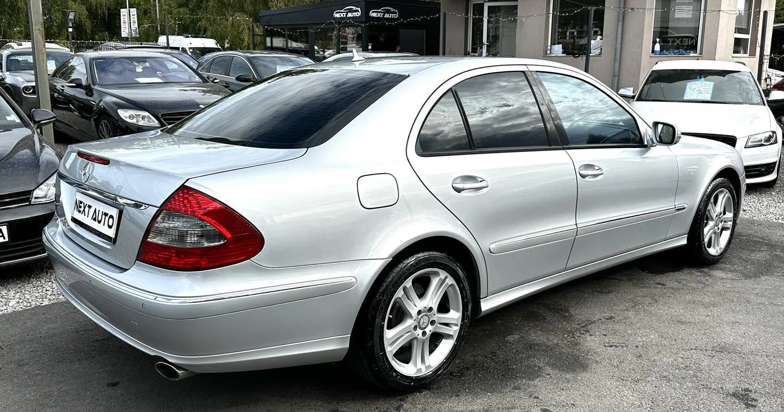 Mercedes-Benz E 320 3.0CDI 224HP 4MATIC AVANTGARDE - изображение 5