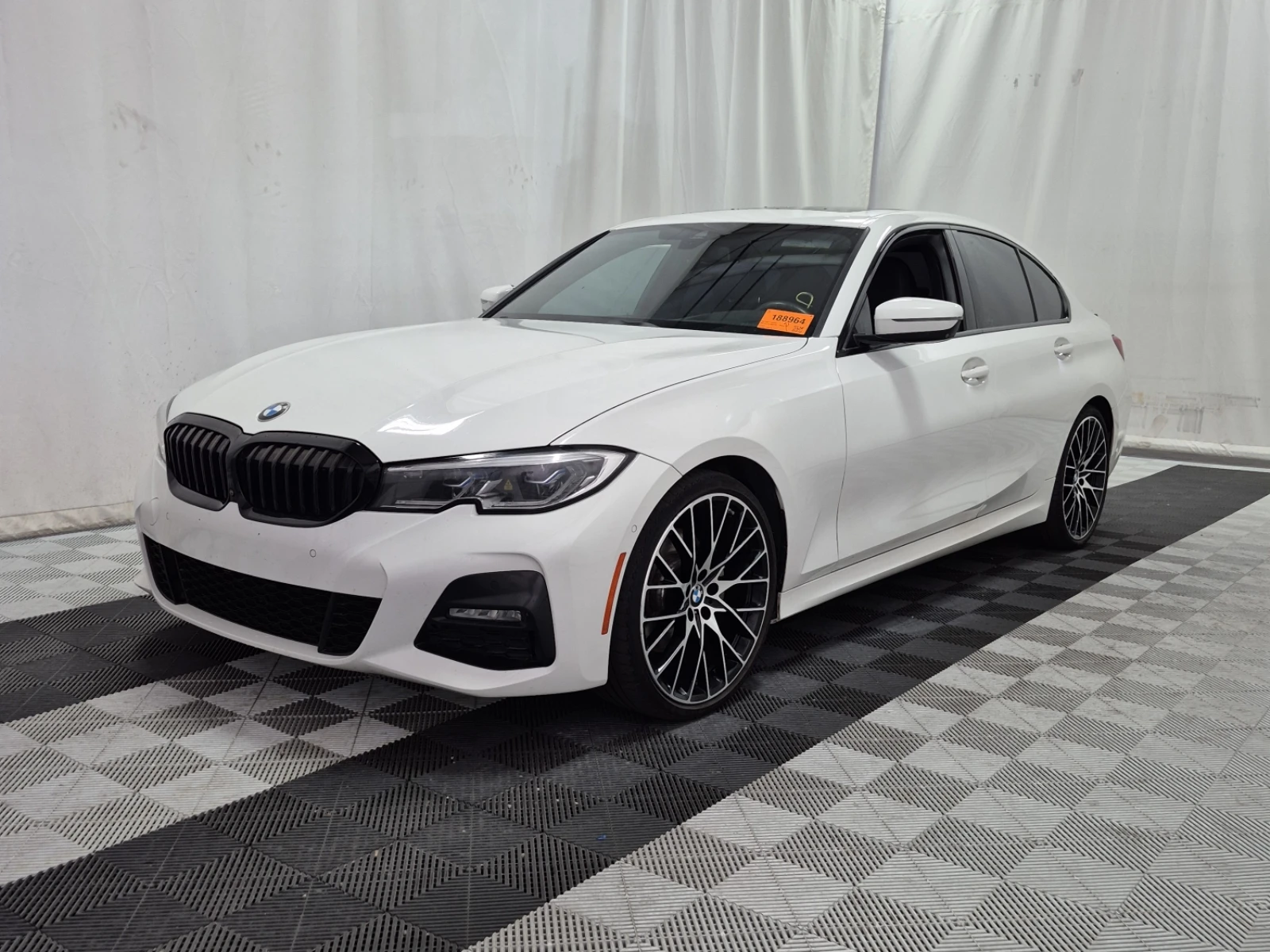 BMW 330 * CARFAX *    | Mobile.bg   1