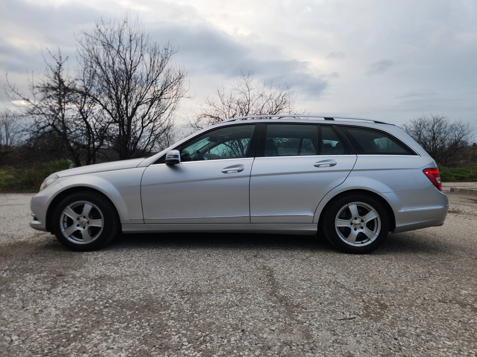 Mercedes-Benz C 200  - изображение 7