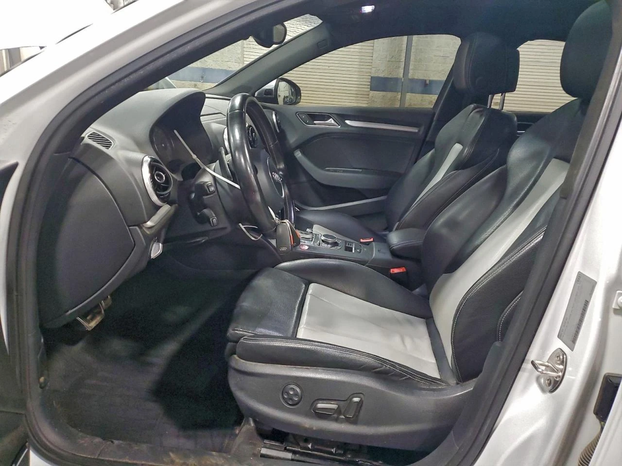 Audi S3 PREMIUM PLUS - изображение 8