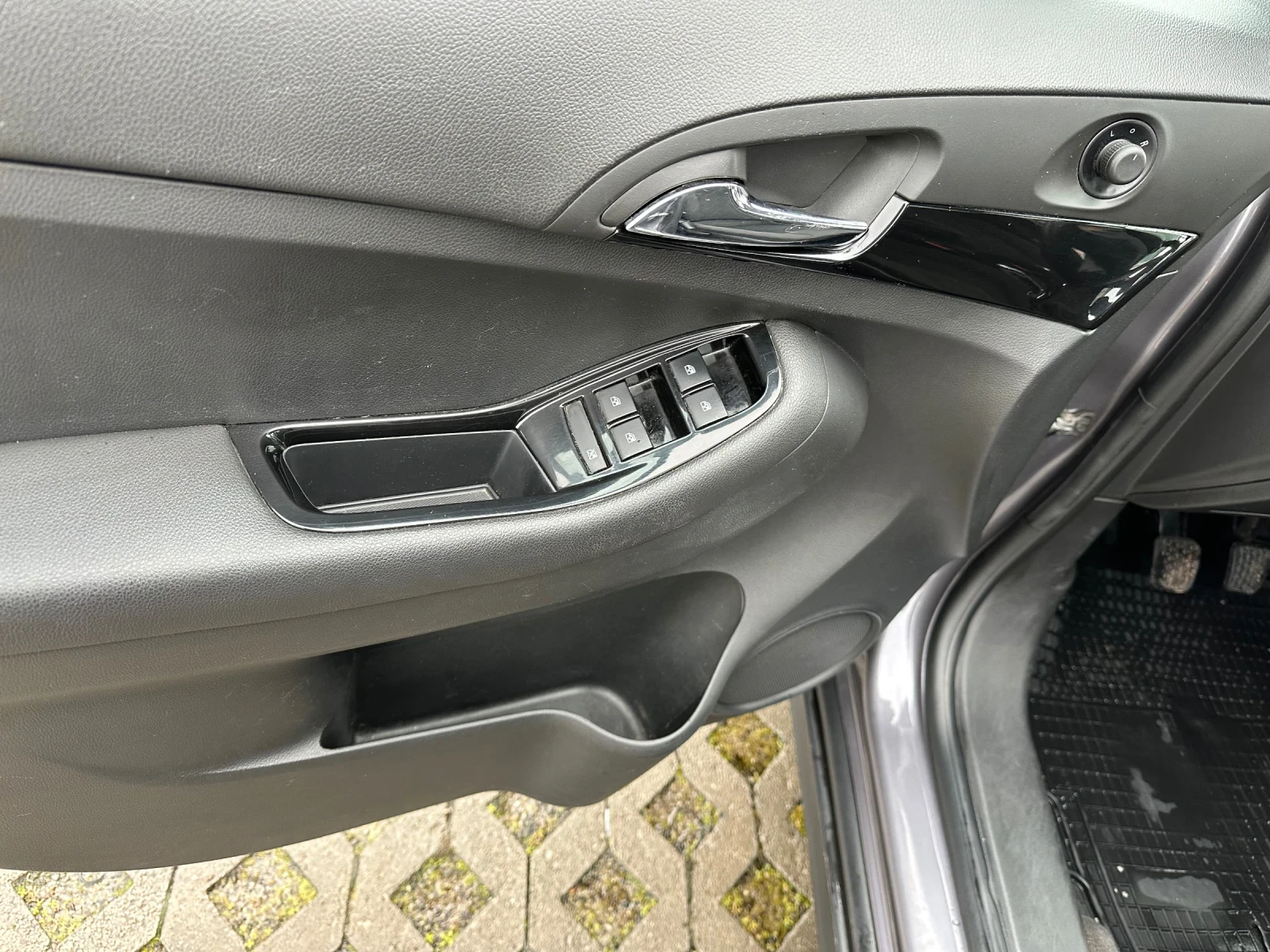 Chevrolet Orlando Перфектно състояние  - изображение 8