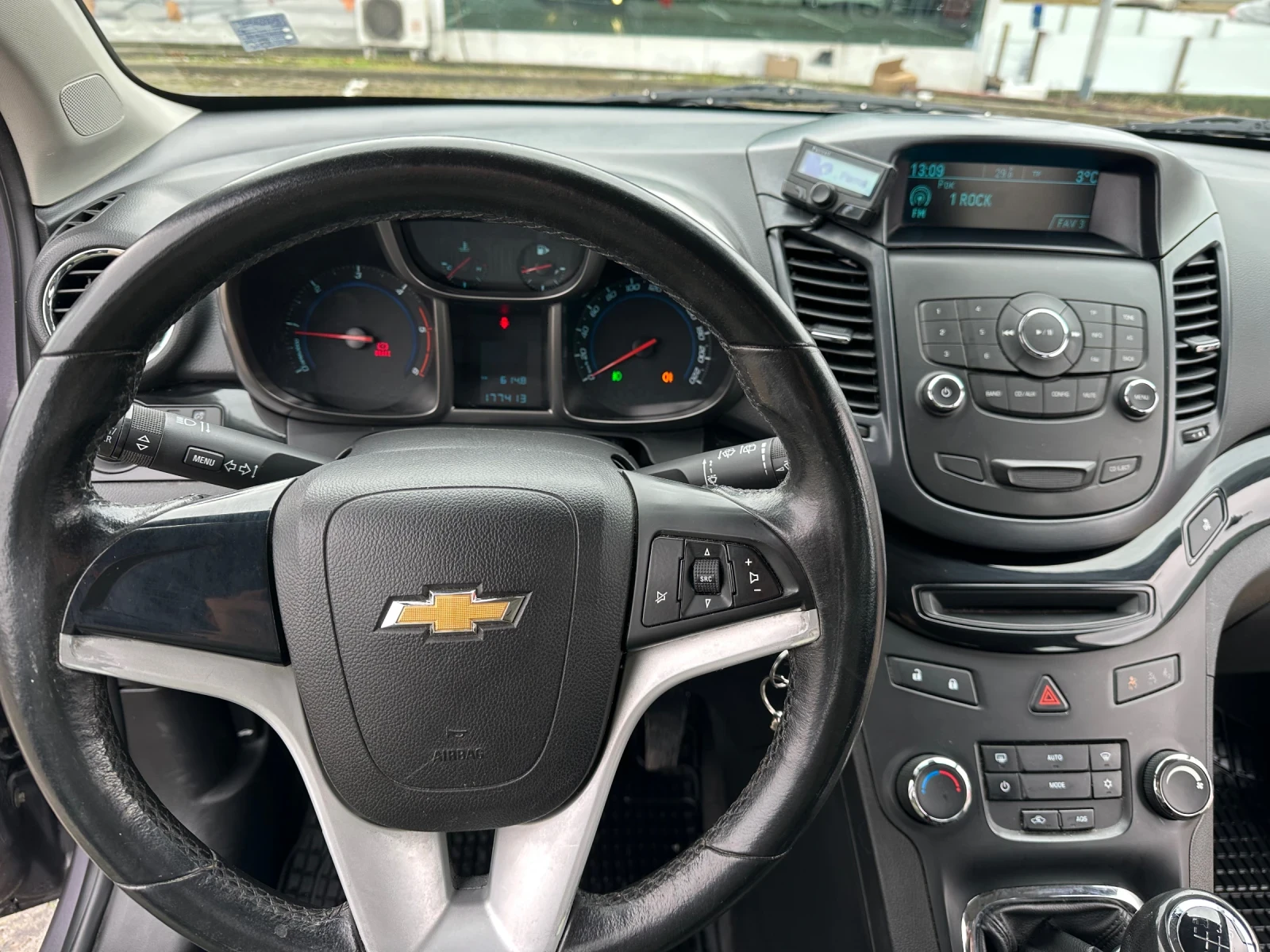 Chevrolet Orlando Перфектно състояние  - изображение 7