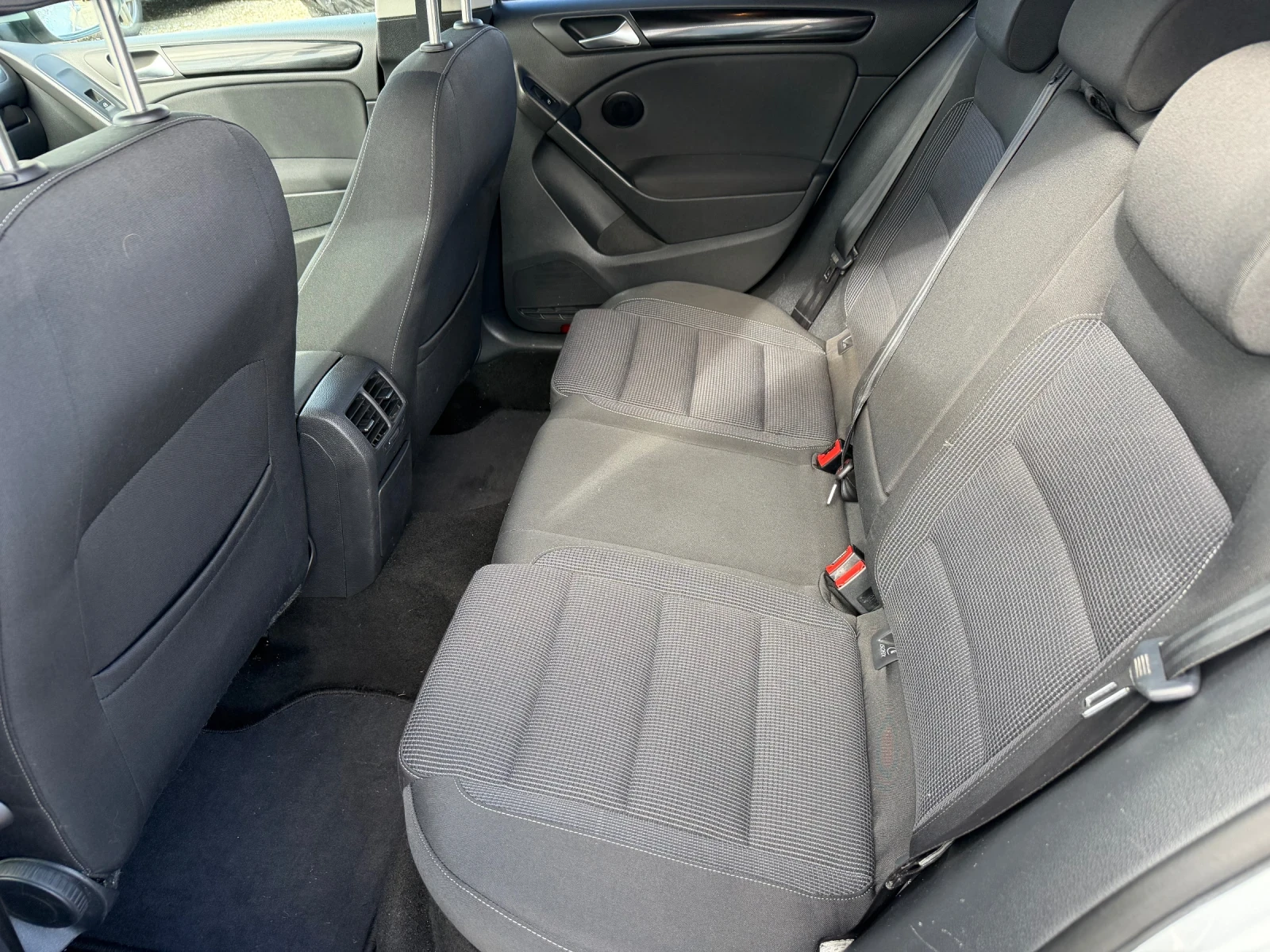 VW Golf 2.0TDI/110hp/EVRO5/ | Mobile.bg � ����������� 12
