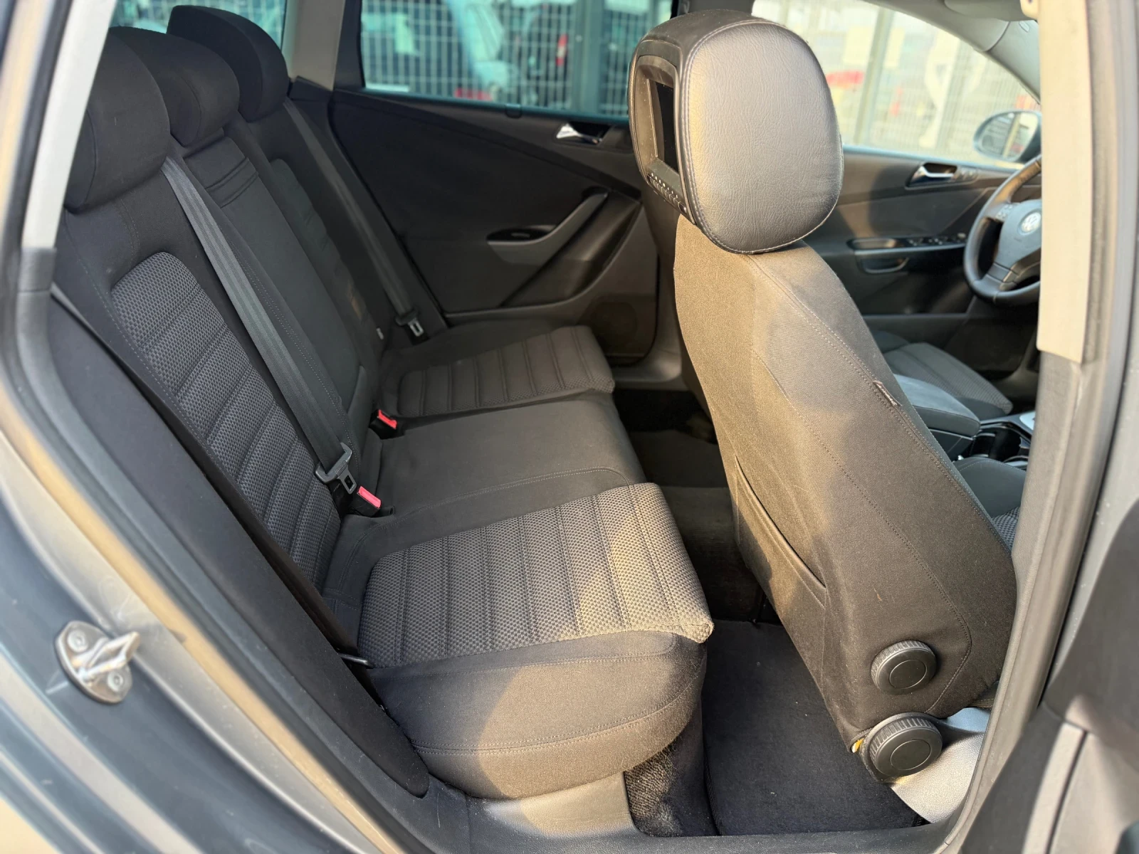 VW Passat 2.0TDI* 2008�* ���������* ��� ���������* ��������� | Mobile.bg � ����������� 13