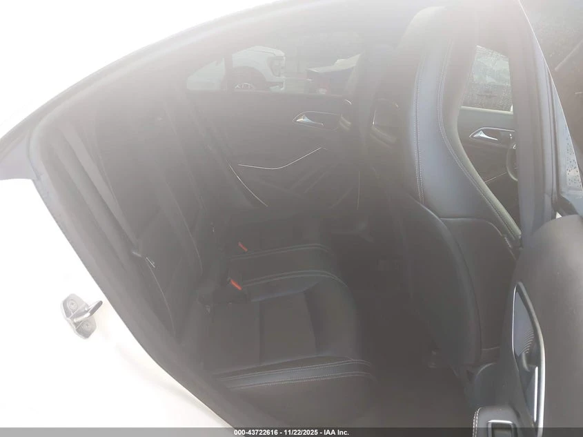 Mercedes-Benz CLA 250 2l 4Matic - изображение 8