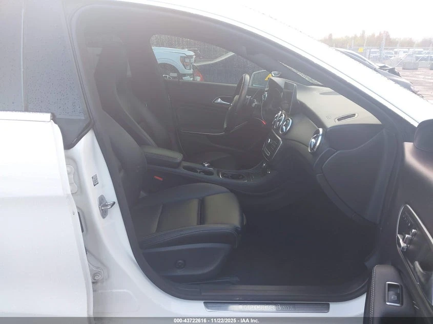 Mercedes-Benz CLA 250 2l 4Matic - изображение 5