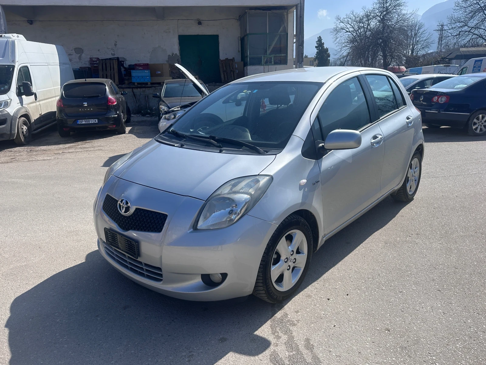 Toyota Yaris 1.4D4D - КЛИМАТРОНИК