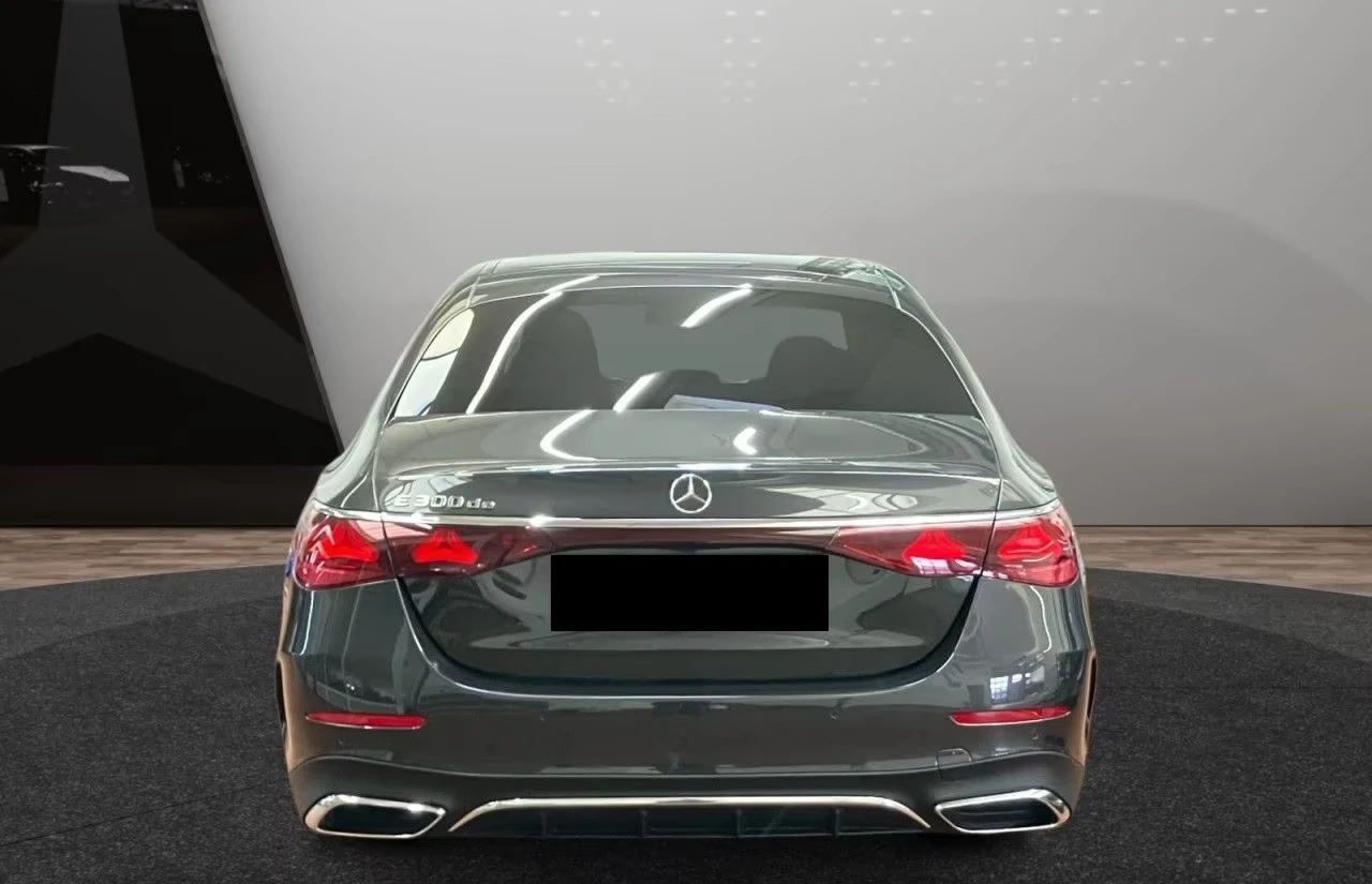Mercedes-Benz E 300 de/AMG/PLUG-IN/360/LED/DISTRONIC/, снимка 5 - Автомобили и джипове - 53894295
