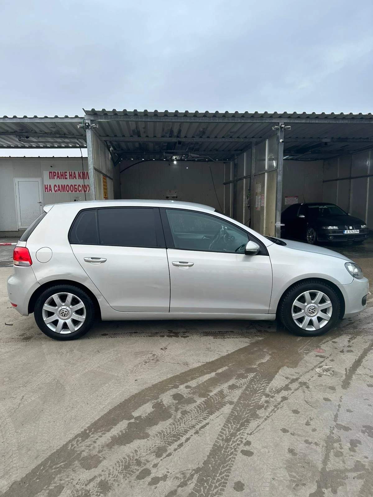 VW Golf 6, снимка 3 - Автомобили и джипове - 53996720