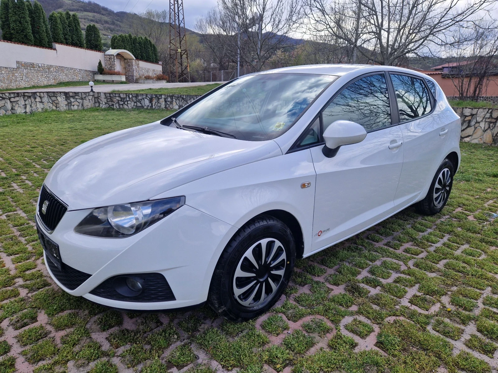 Seat Ibiza НОВ ВНОС...FACE LIFT...1.2i..КЛИМАТИК.., снимка 14 - Автомобили и джипове - 54151844
