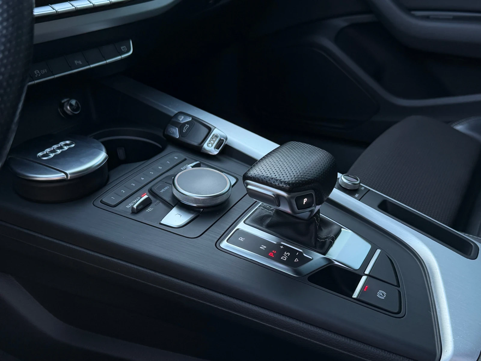 Audi A4 Digital* S-Line* Led, снимка 14 - Автомобили и джипове - 54208893