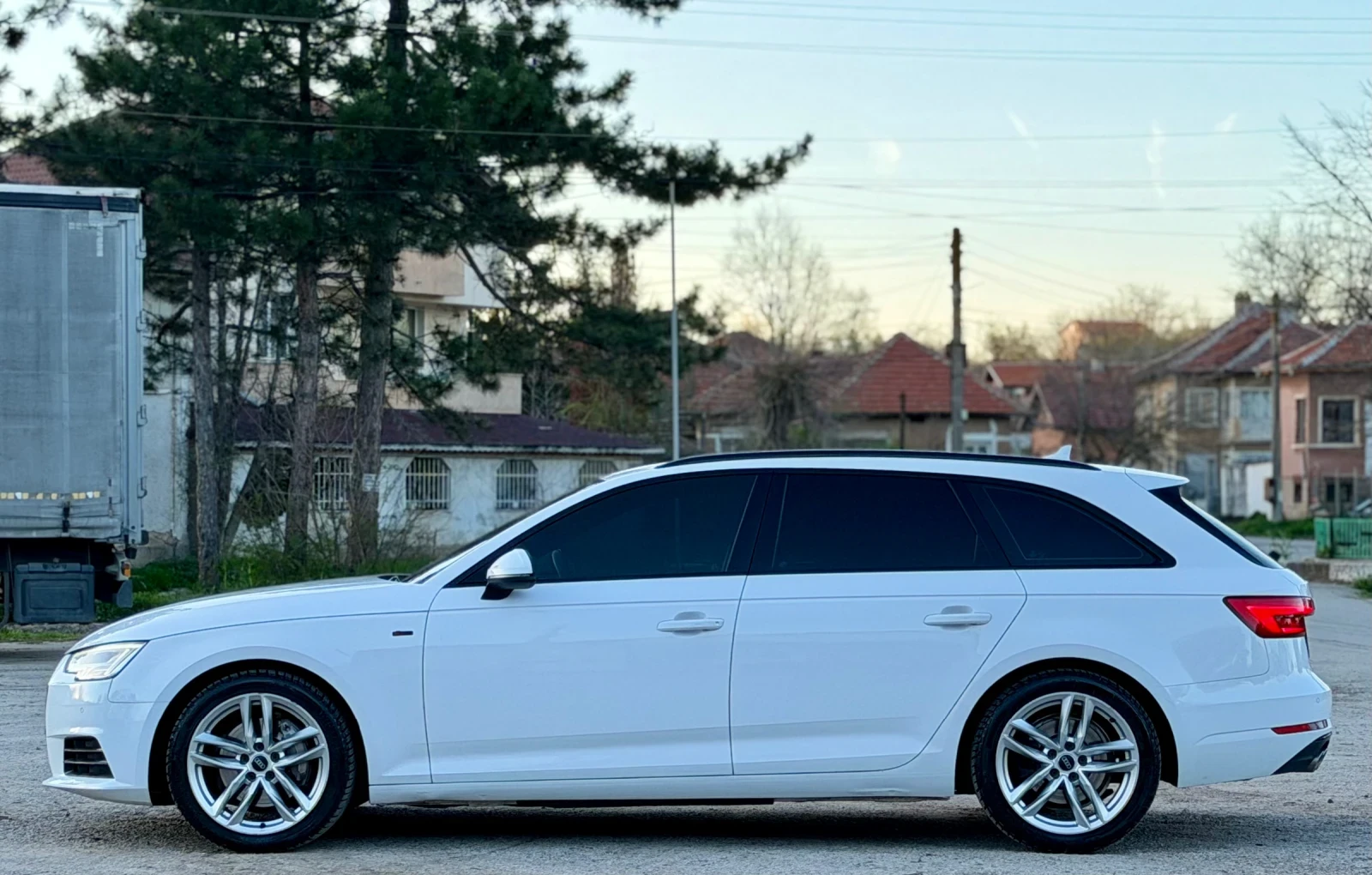 Audi A4 Digital* S-Line* Led, снимка 8 - Автомобили и джипове - 54208893