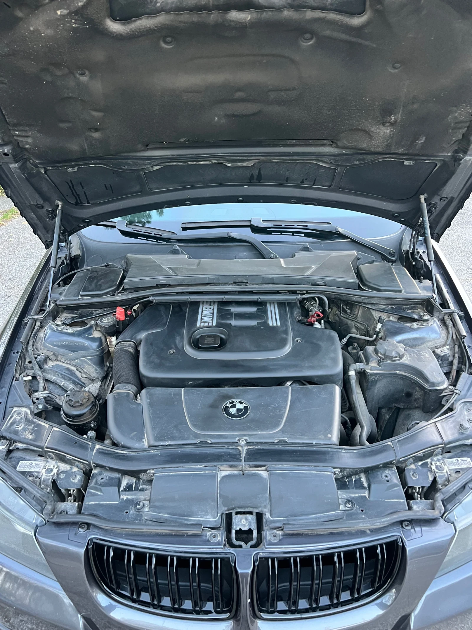 BMW 320 Е90 320d 163+ , снимка 15 - Автомобили и джипове - 54218895