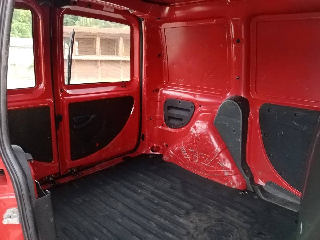 Fiat Doblo 1.9 d CARGO, снимка 11 - Автомобили и джипове - 54860975