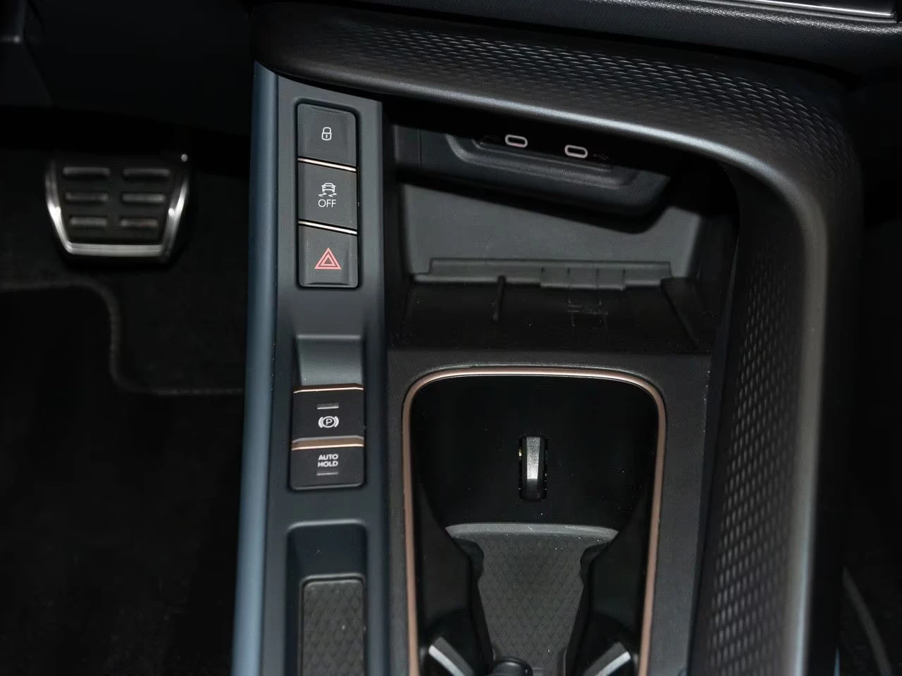 Cupra Terramar VZ/265HP/4DRIVE/PANO/HUD/360/MEMO/AHK/432q | Mobile.bg � ����������� 12